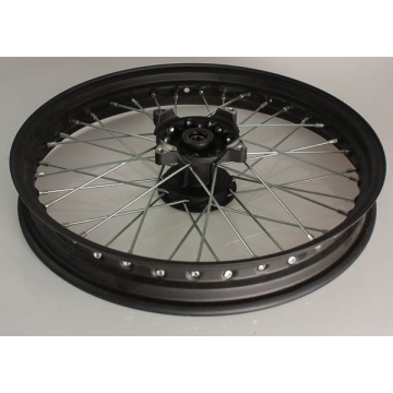 Front Hub with spokes in silver colour